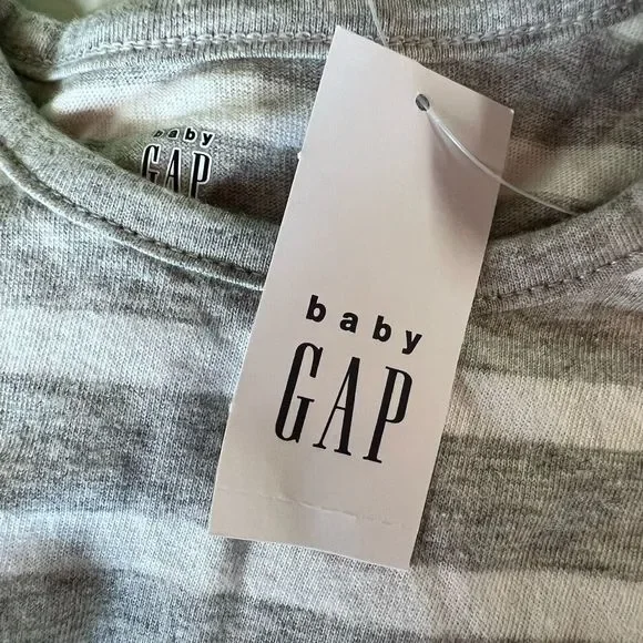 NWT Gap Baby 12 - 18 months Heather Gray White Stripe One piece Bear Embroidery - Picture 5 of 11